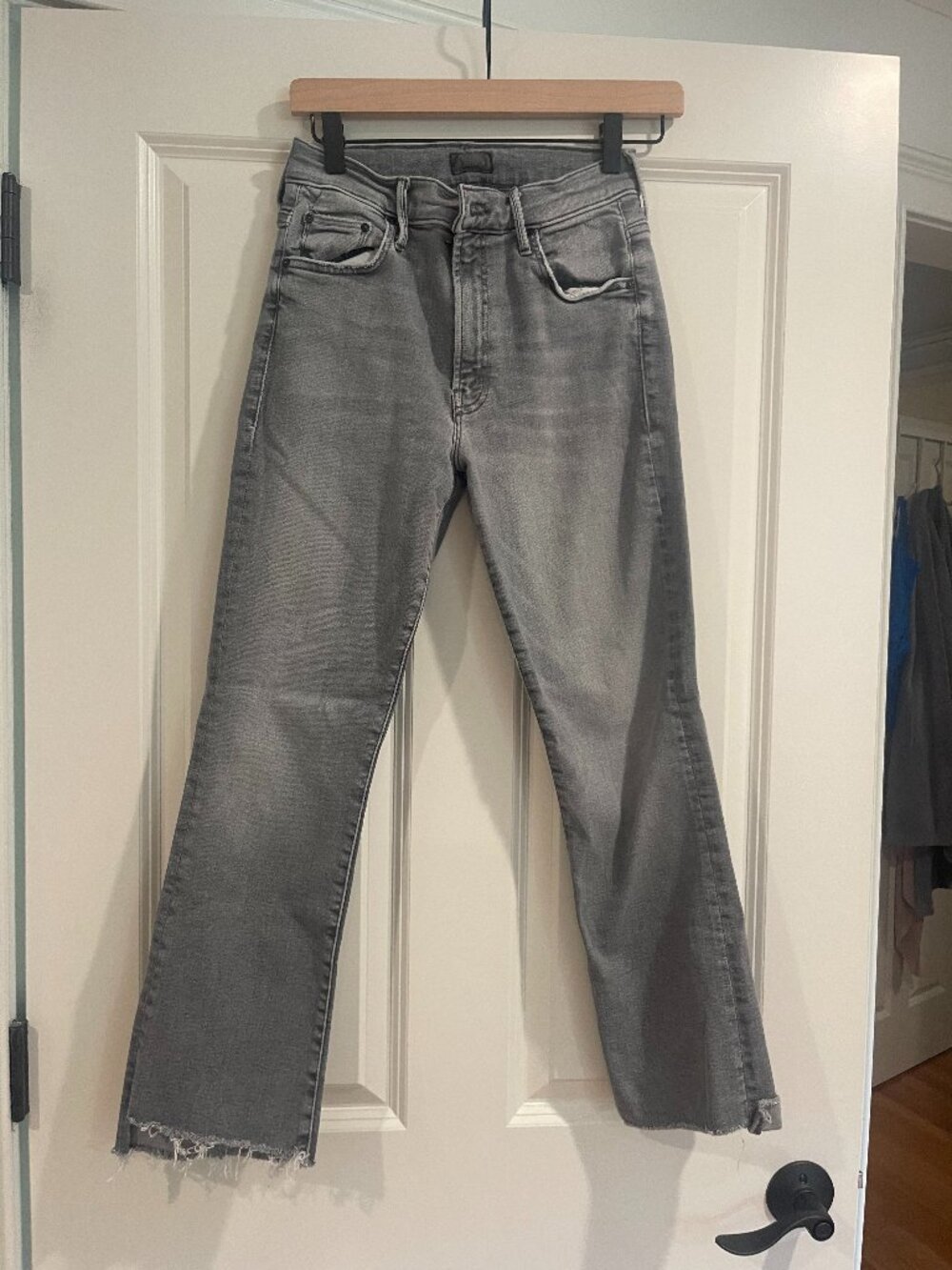 Mother Denim - The Insider Crop Step Fray - Gray Wash - Size 27